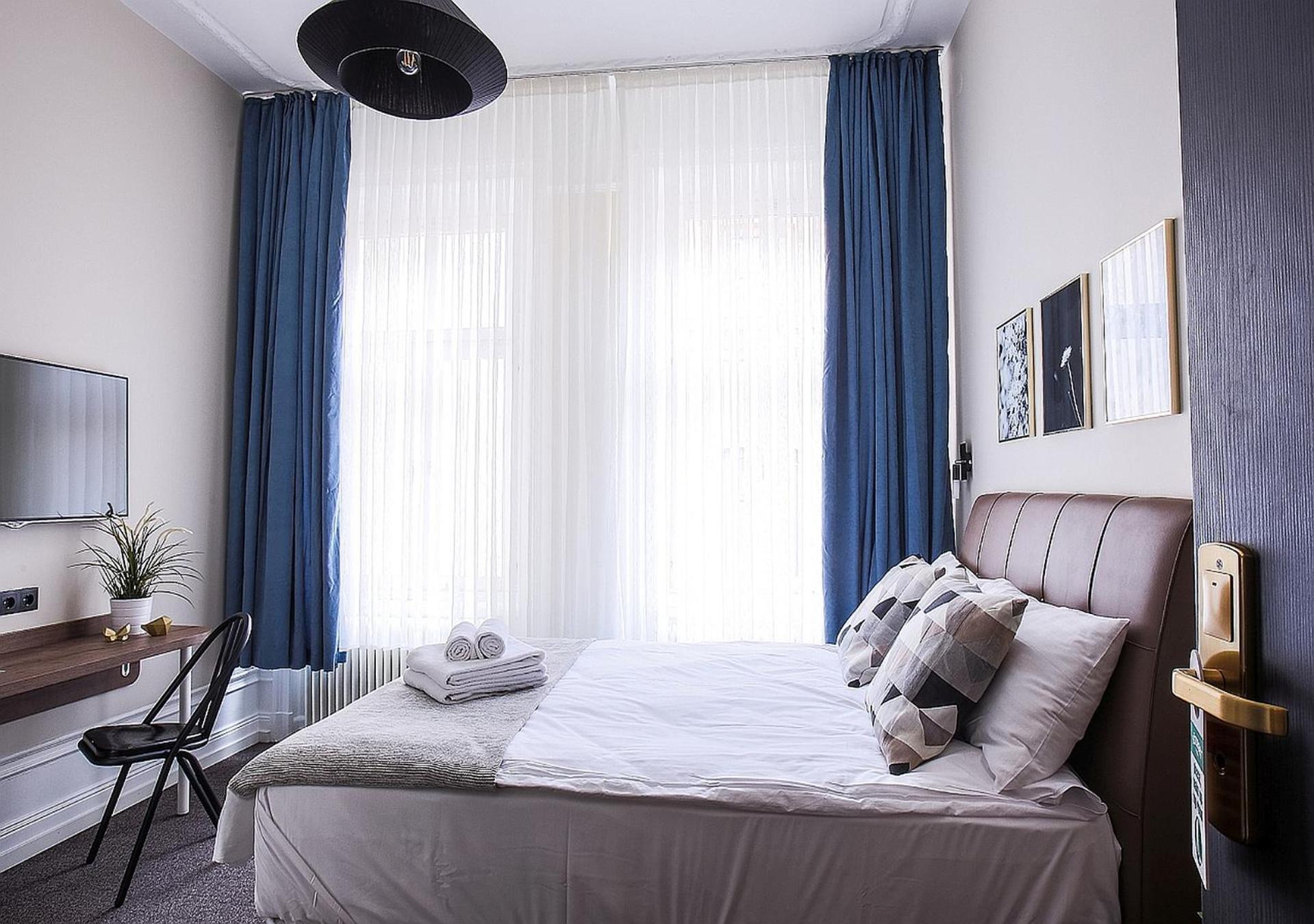 Hotell Hoetorget 3*